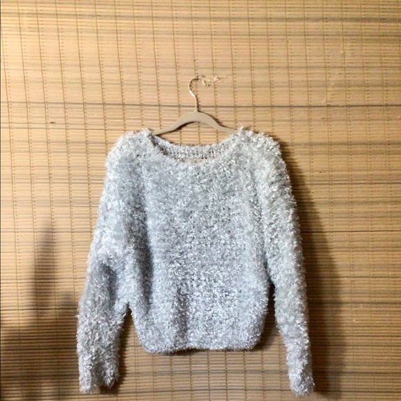 Forenza loose weave sweater looks “fuzzy”, comfy - Picture 4 of 11